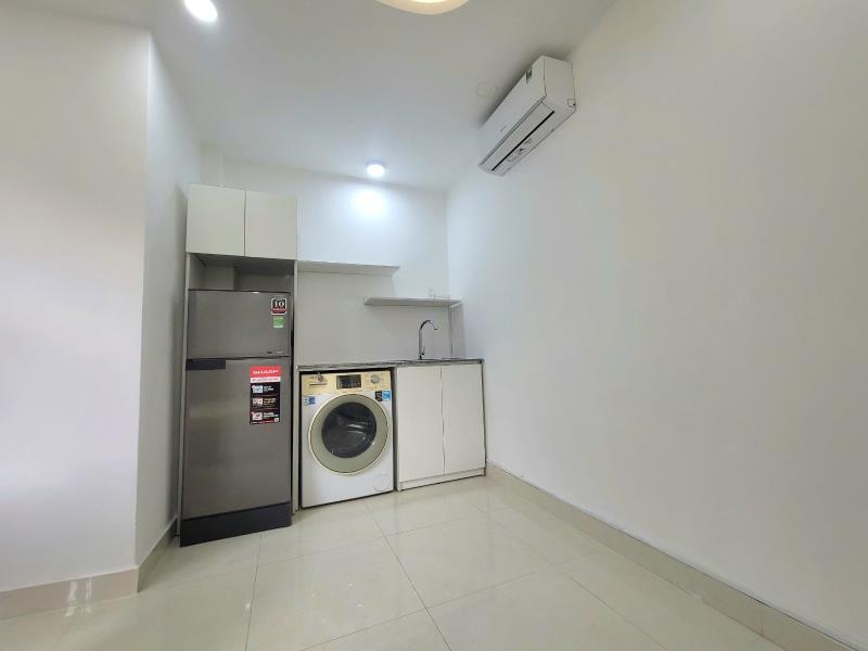 Thuê ngay căn hộ ban công máy giặt riêng ngay nguyễn thượng hiền gần khu phan xích long giáp quận 1,3  - Ảnh 3