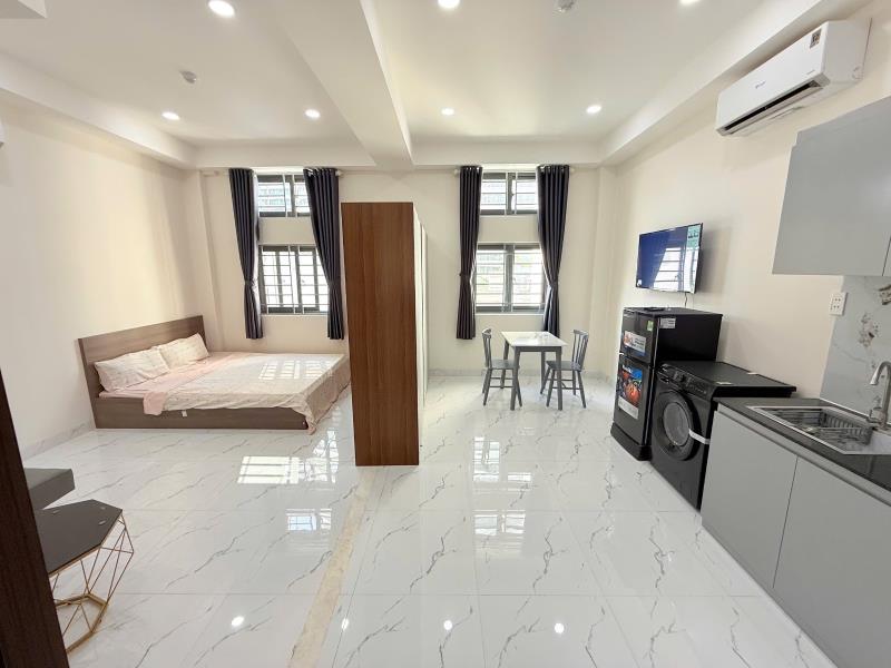 Cho thuê căn hộ cửa sổ trời sáng thoáng rộng 45m2 full nột thất ngay ngã tư hàng xanh xô viết nghệ tĩnh bình thạnh 