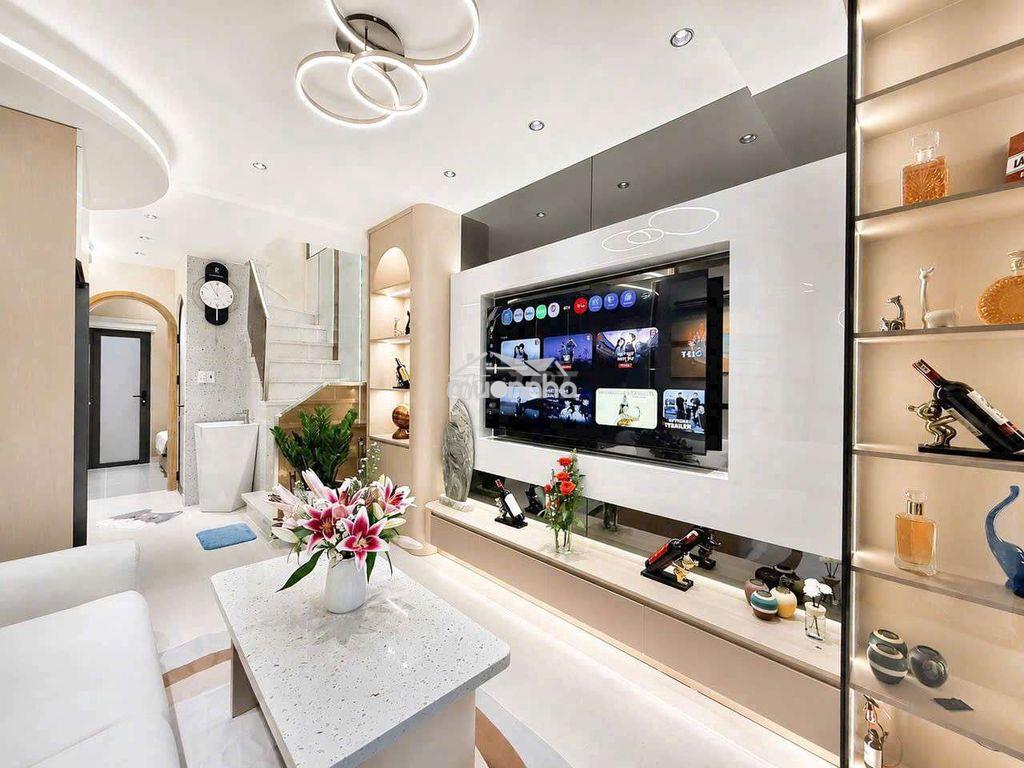 30m2 - hẻm xe hơi phan xích long - 3pn vị trí rất đẹp - 2