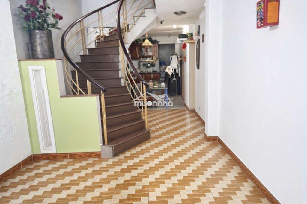 Hẻm 8m 5tầng 72m 8tỷ hơn lê văn sỹ q3 - Ảnh 2