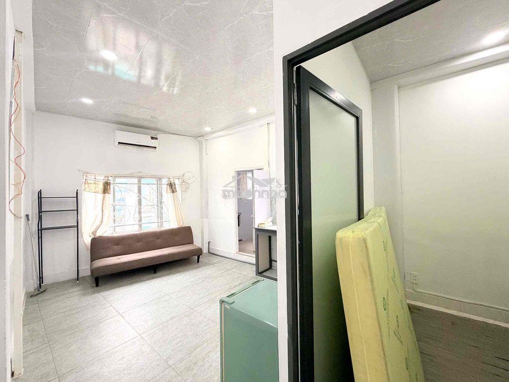 Thang máy - nhà xe - 2pn - 1wc - mặt tiền quận 1 - full nội thất - Ảnh 3