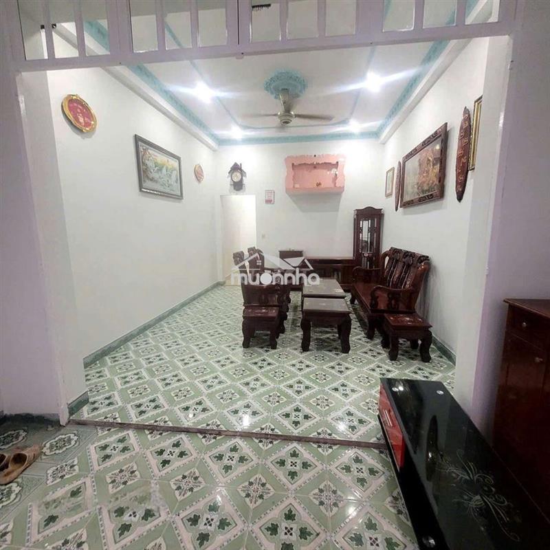 Cho thuê nhà nguyên căn có nội thất ngay chợ cầu đồng
