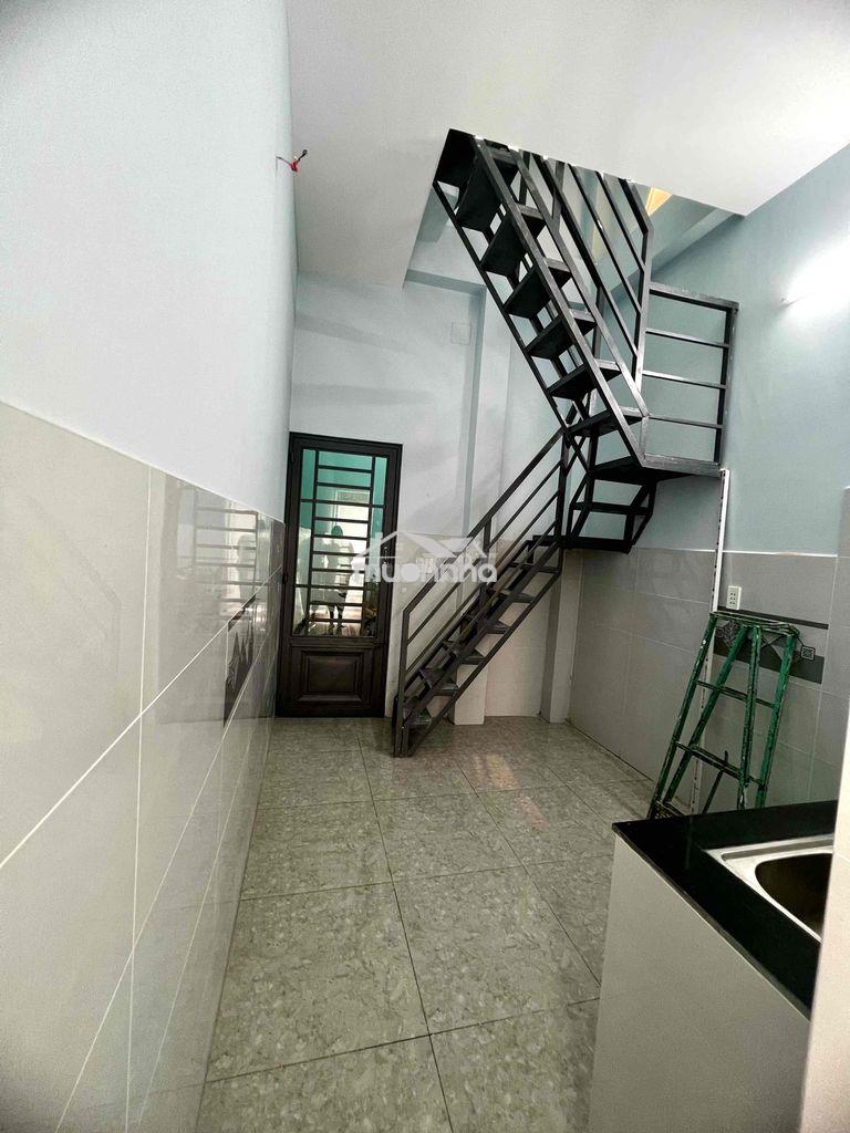 Chính chủ cho thuê nhà nguyên căn nguyễn khoái, quận 4
