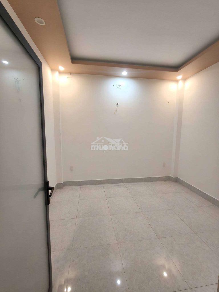 Phòng máy lạnh khu tên lửa - 2