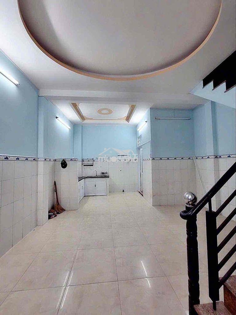 Nhà-nc- 2pn-2wc-gia-10,5tr-tl- nguyễn văn cừ-p1-quận 5 - 2