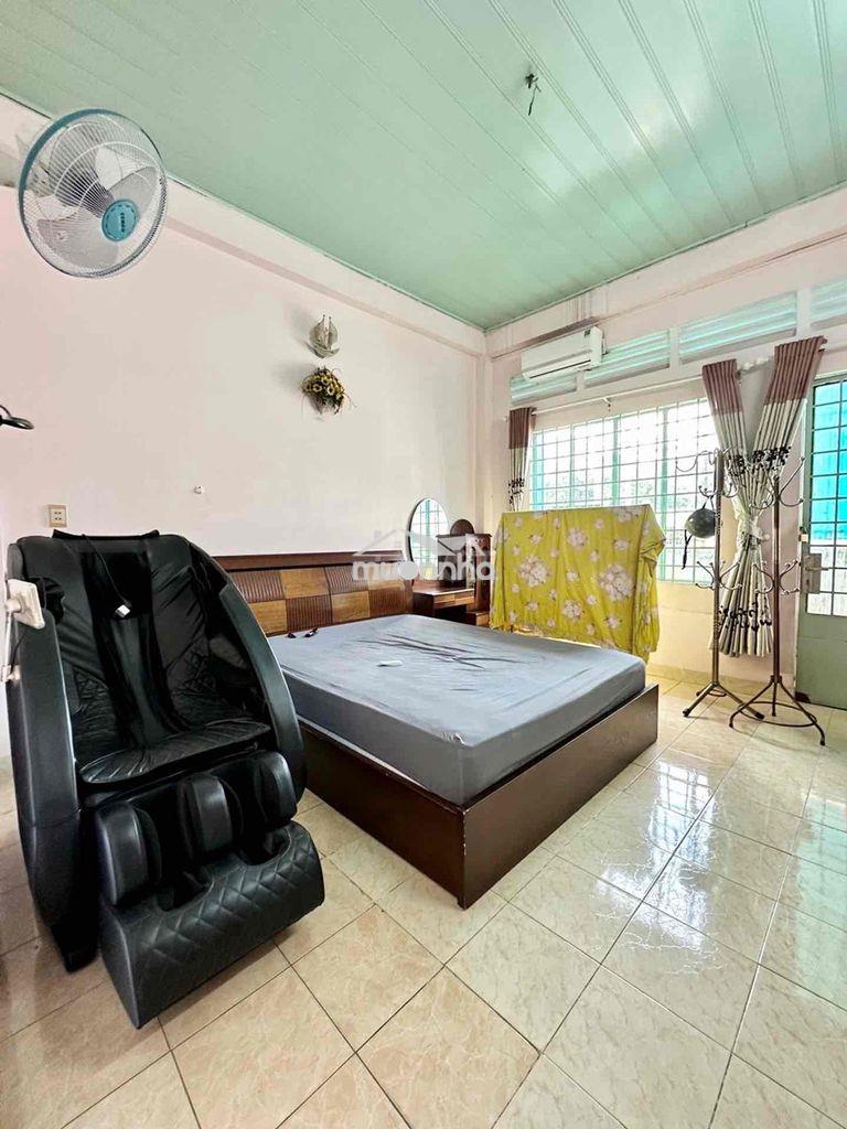 Bán nhà đường 6m tô hiệu tân phú sát đầm sen - 4x17m nở hậu btct 2 tần - 4