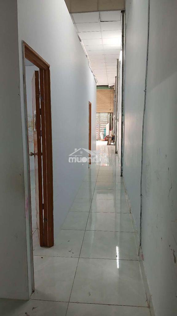 Nhà 4m×25m🌲gồm 3.ngủ giáp quốc lộ