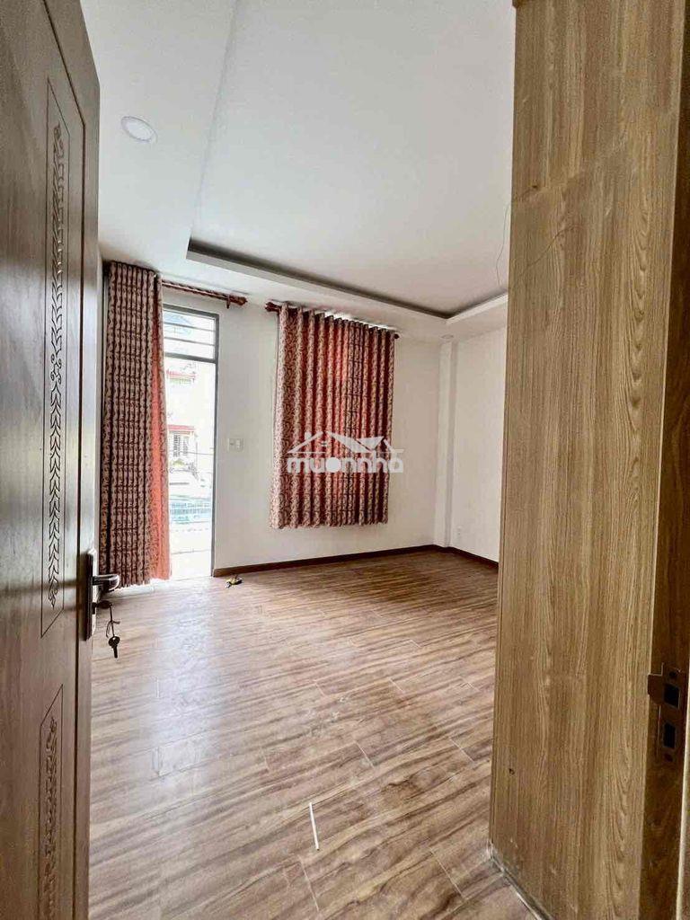 Cho thuê siêu phẩm biệt thự dt 8x16 1trệt 2lầu 4pn 3wc sân đậu 2 ôtô - Ảnh 2