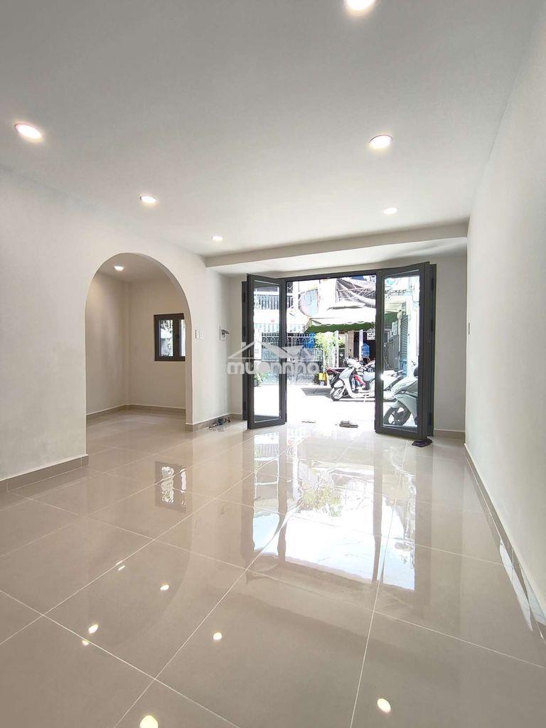 Nhà đủ nội thất ngang 6m hxh lạc long quân p.bảy hiền