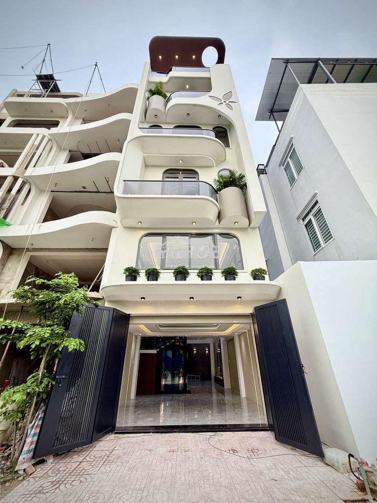 Siêu phầm luxury ngang 5m 5 tầng thang máy. pn master kdc hà đô river