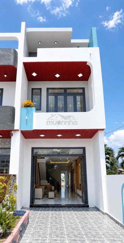 Chủ ngộp bán gấp căn nhà 150m2