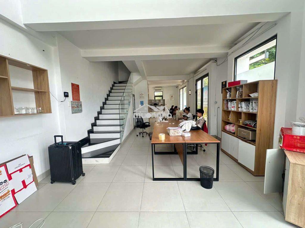 Căn góc 2mt shophouse lakeview city 5 tầng nt cơ bản có thang máy 30tr - Ảnh 2