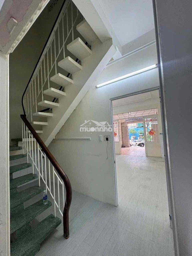 H8m 1/ thoại ngọc hầu & nguyễn sơn - 4x18,5 - 1 lầu_3pn2wc - 2