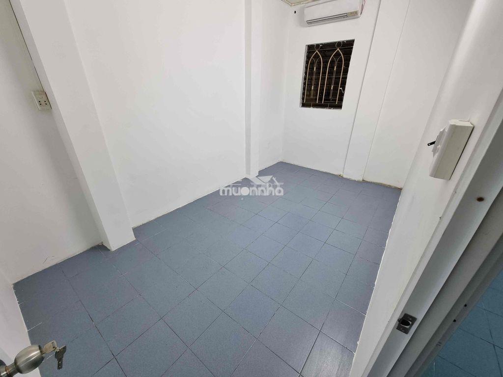 Cho thuê căn hộ 3pn 2wc bancol rộng 70m2 ngay lý thường kiệt q10 - Ảnh 4