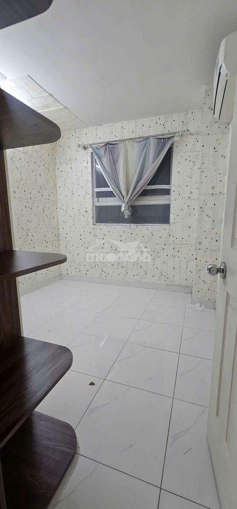 Bán căn hộ sen hồng block c giá 1.36ty/1pn,1wc/37m2 sổ sẵn - Ảnh 3