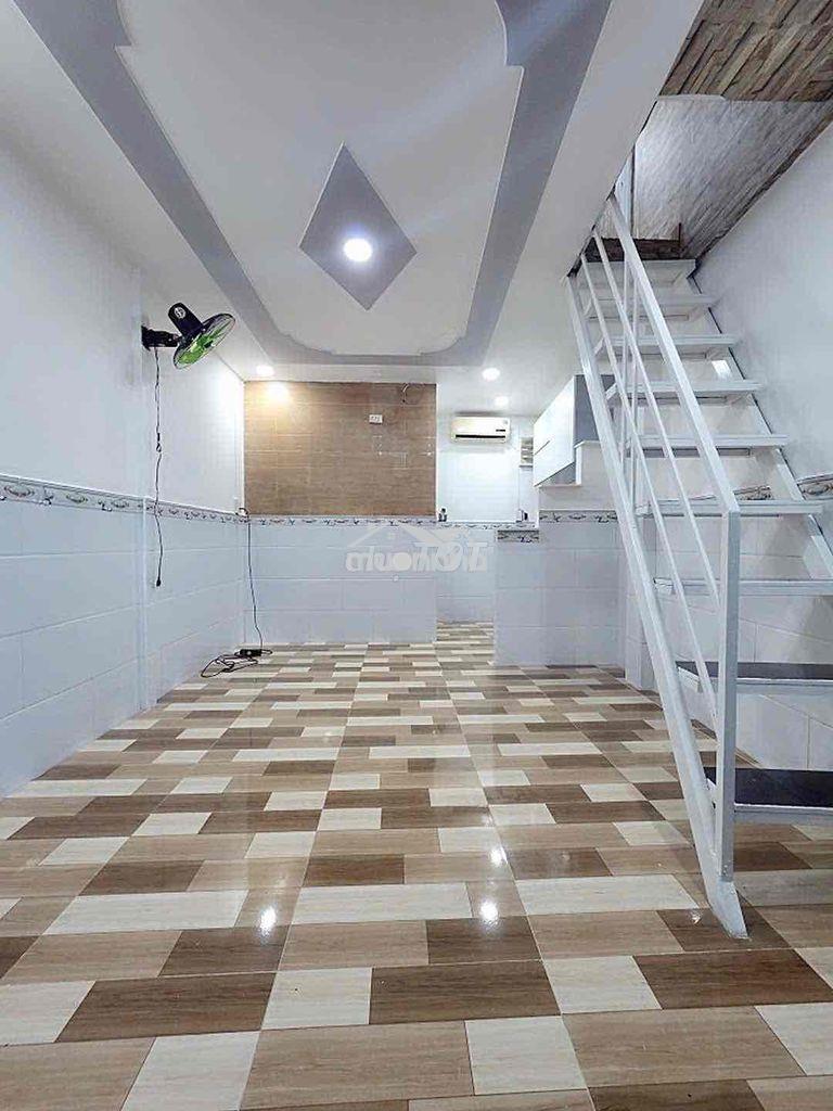 Nhà vị trí đẹp 3x6m 2 phòng ngủ 2 wc tặng 2 máy lạnh - Ảnh 2