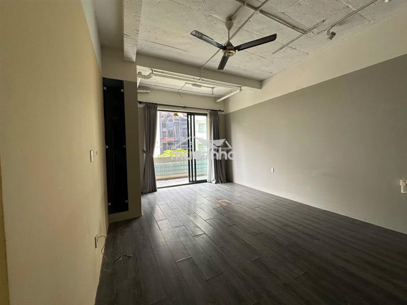 Cho thuê lầu 1 biệt thự kdc himlam có thang máy p.tân hưng quận 7