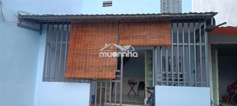 Nhà mặt đường 5m, đối diện công viên 7 kỳ quan