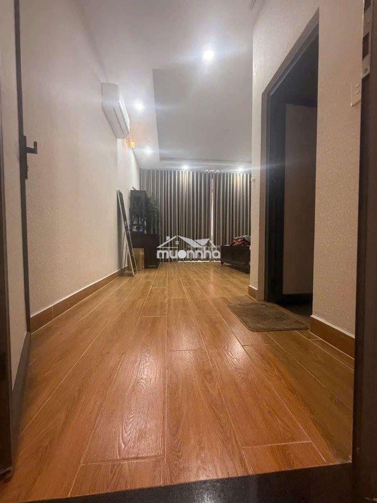 Cho thuê nhà 1 trệt 1 lửng 2 lầu, sân thượng. dt 5×15 có 5pn 3wc - Ảnh 2