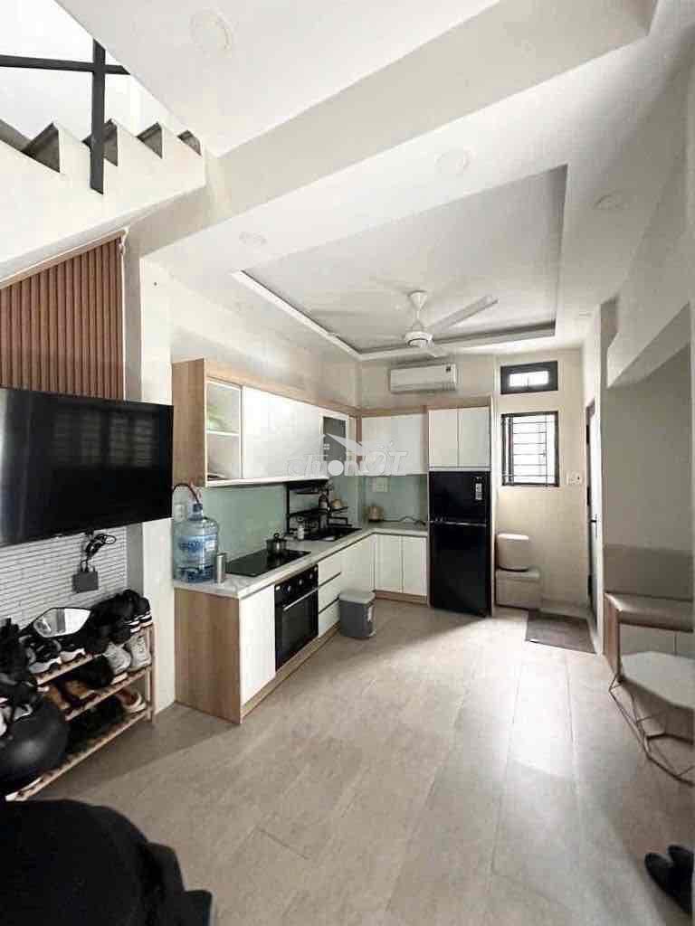 Nhà 2 phòng ngủ 6x4 phan đình phùng. đủ đồ