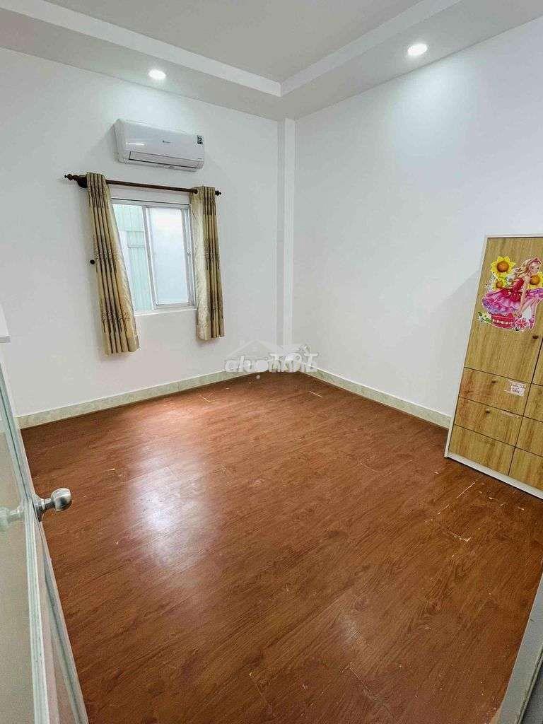 Nhà 1 trệt 2 lầu sân thượng 4x12m 4 phòng hẻm 1979 huỳnh tấn phát - Ảnh 3