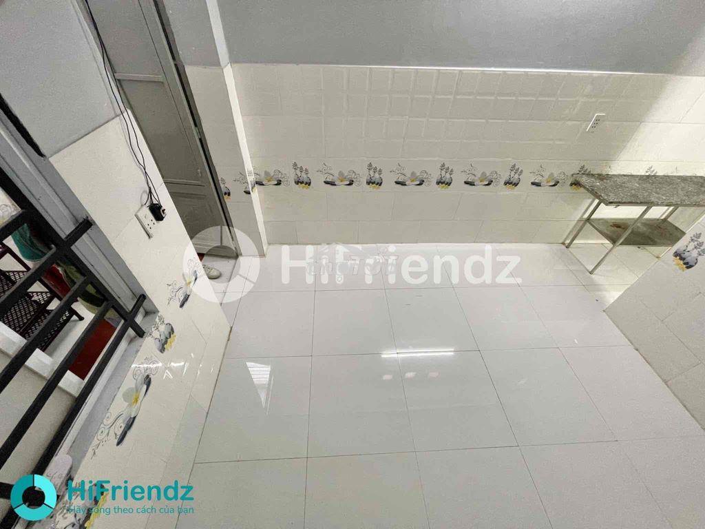 🔥Phòng trọ giá rẻ gác cao 2m máy lạnh thang máy hầm xe ở phú nhuận - Ảnh 4