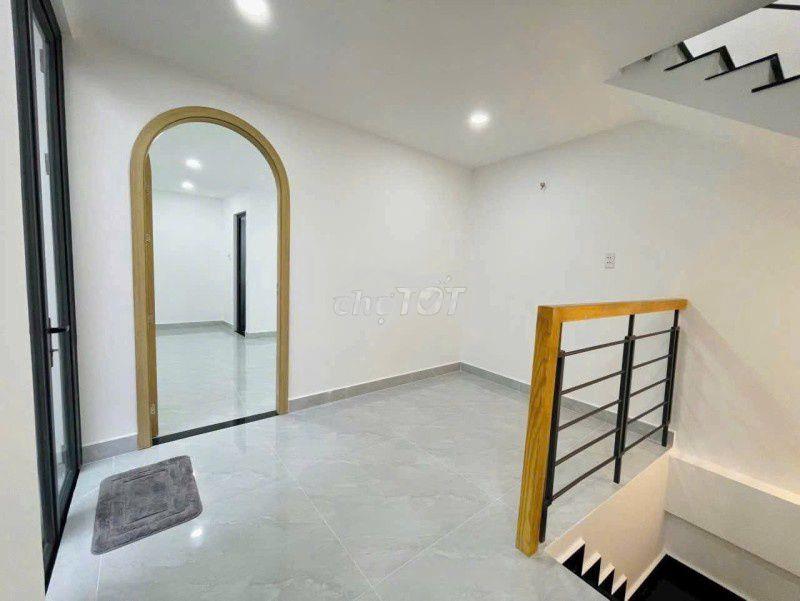 🌻 Ngay phố ẩm thực - nhà mới ở ngay - hạ 380 triệu. giá mới 4.6 tỷ - Ảnh 3