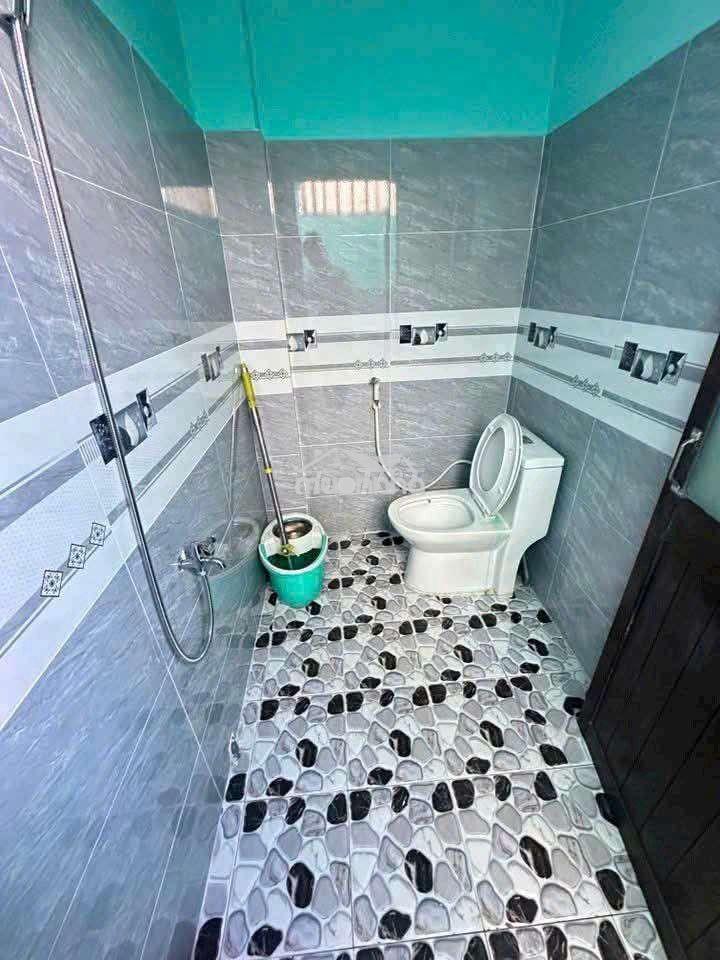 Nhà lầu gần chợ dĩ an 1  - 4