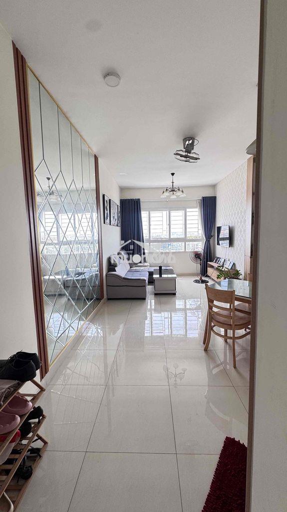 Cho thuê căn 8tr/2pn2wc nhà có nội thất cc green town - 4