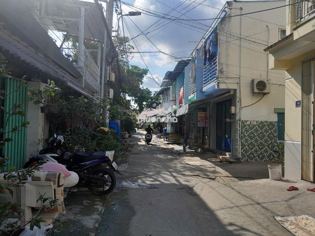 Cho thuê nhà nguyên căn hẽm xe hơi - 4