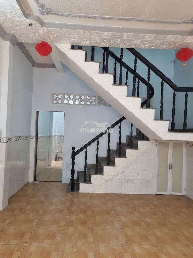 Cho thuê nhà hẻm xe hơi. dt 4×15 có 2pn,2wc. khu an ninh , cao ráo