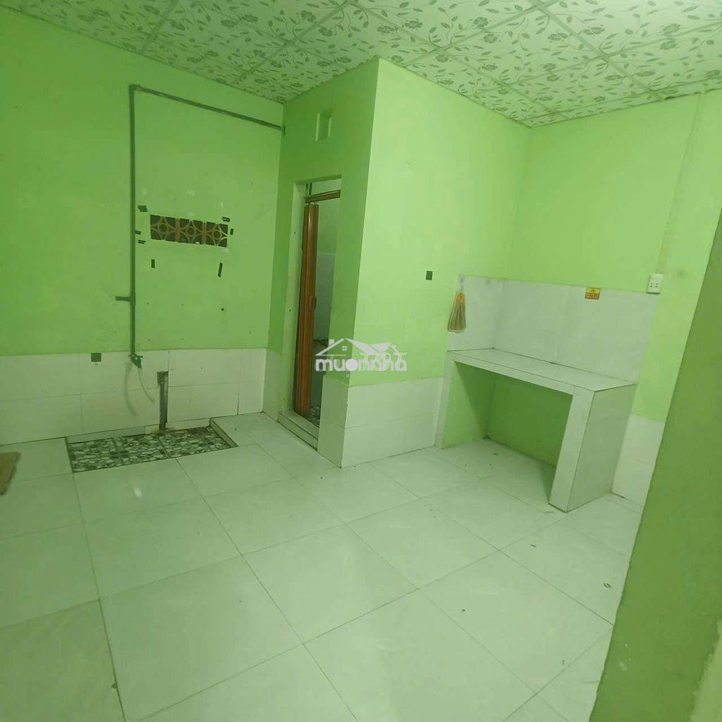 Nhà thuê 4*8 cấp 4 đường 6a ấp 6 xã tân vĩnh lộc b - Ảnh 2