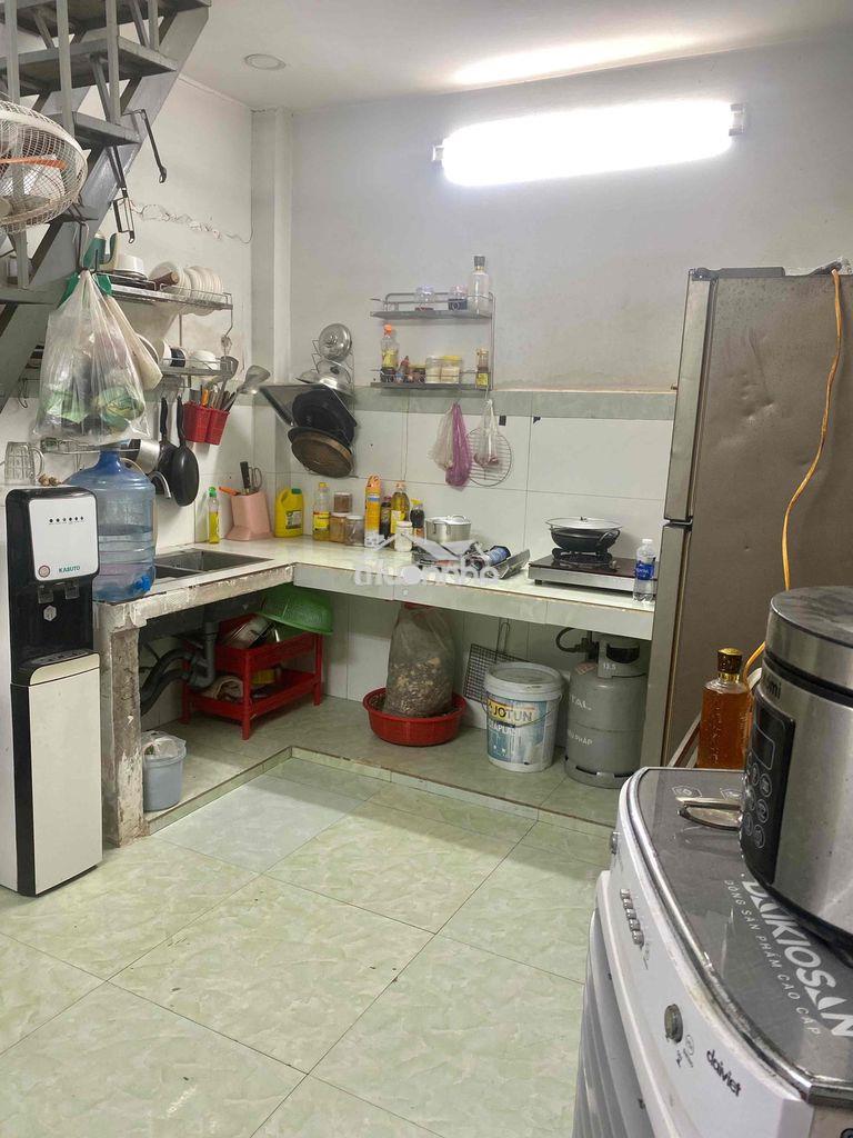 Bán nhà gần chợ bà hom 59,8m2  bình tân, hcm