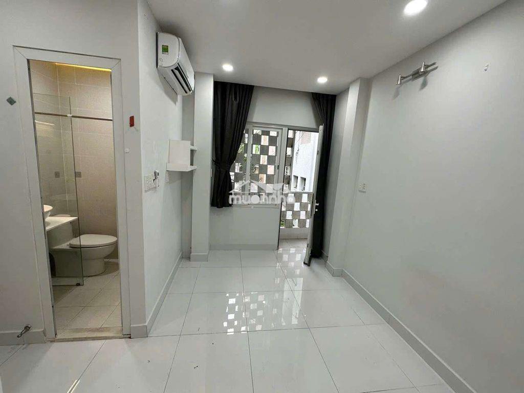 Nhà 4 tầng có sân thượng. 3pn, 3wc. phú nhuận  - 4