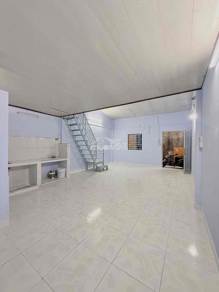 Cho thuê nhà trống tại tân sơn 70m2 siêu rộng - Ảnh 4