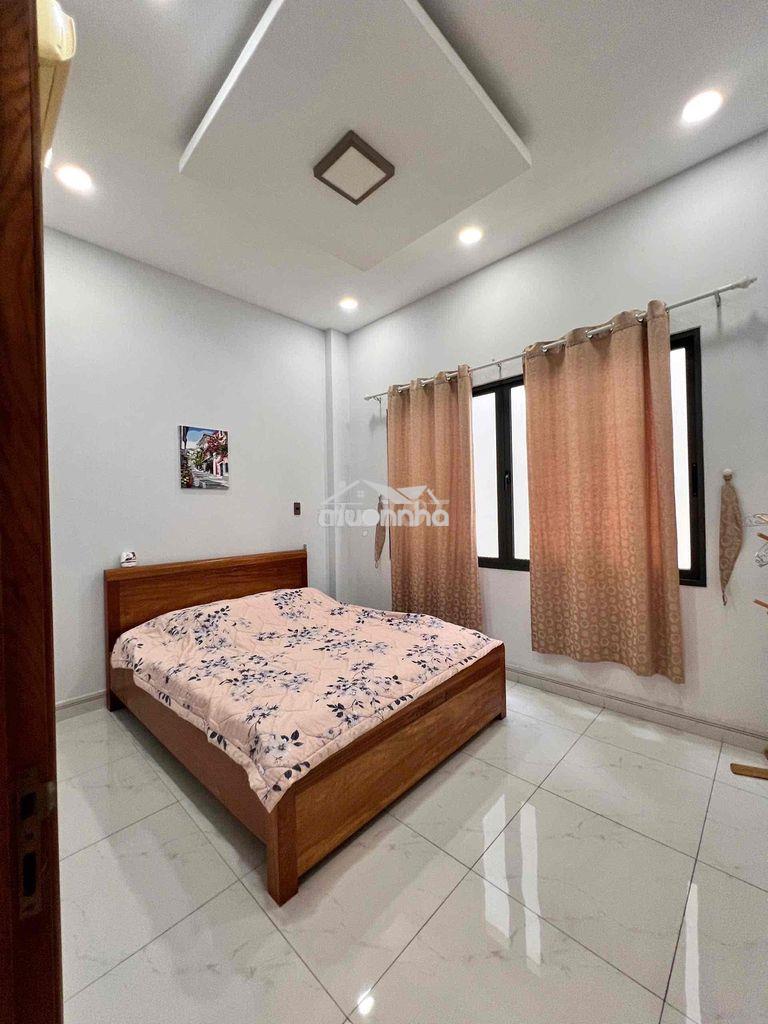 Nhà đẹp 4 tầng hẻm 8m đường tân sơn nhì. (dt: 4x18m) - 2