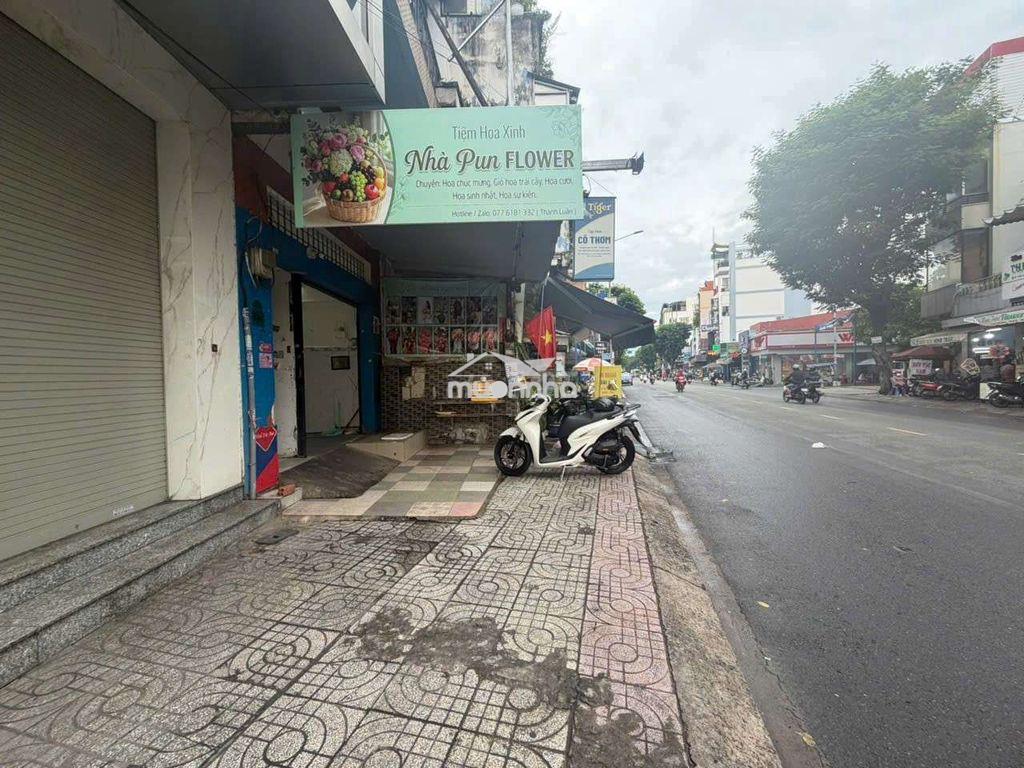 Chính chủ cho thuê mặc bằng mặc tiền đường vườn lài vỉa hè rộng - 4