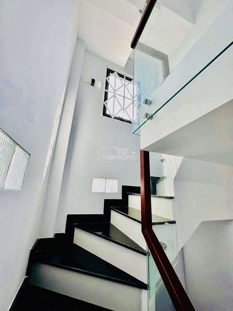 Bán nhà nguyễn duy q8. nhà 4 tầng dt 3,1mx9m giá 4,86 tỷ - Ảnh 2