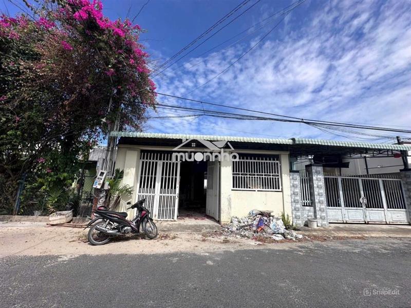 Bán gấp căn nhà ( 175m2 shr ) ở ngay tân phú trung - củ chi giá 850tr