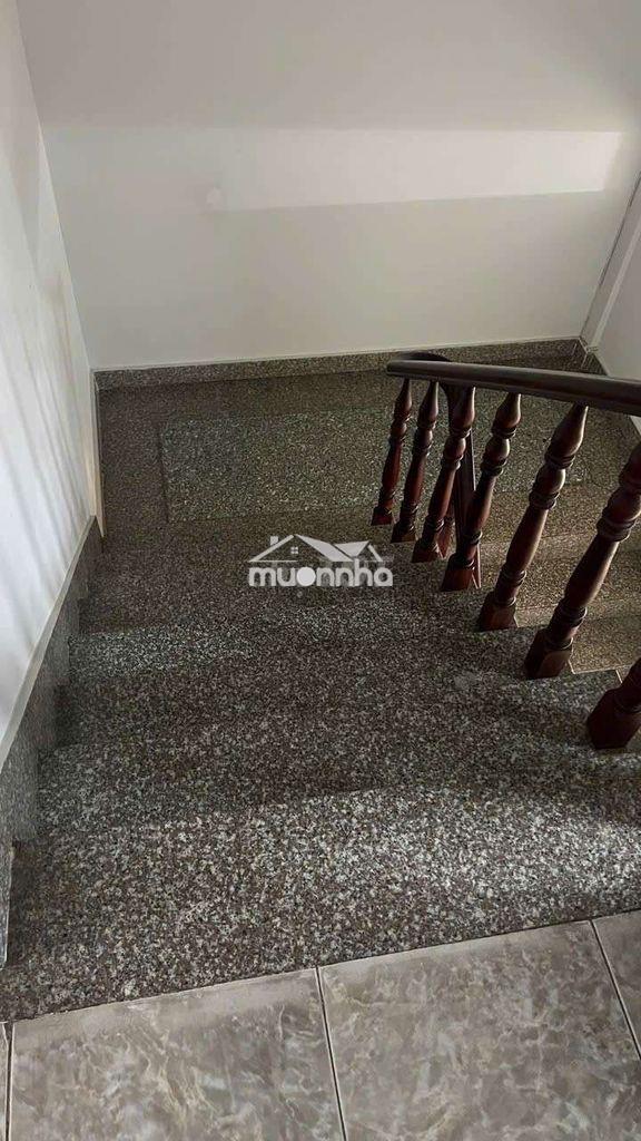 Cho thuê nhà nguyên căn hẻm xe hơi bùi văn ba có sẵn nội thất cơ bản - 4