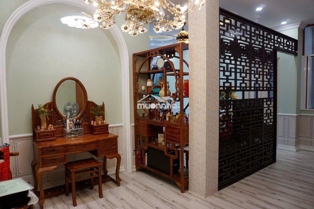 Bán villa nguyễn trọng tuyển tân bình 9,5x15m 4lầu 38tỷ có thang máy - Ảnh 2