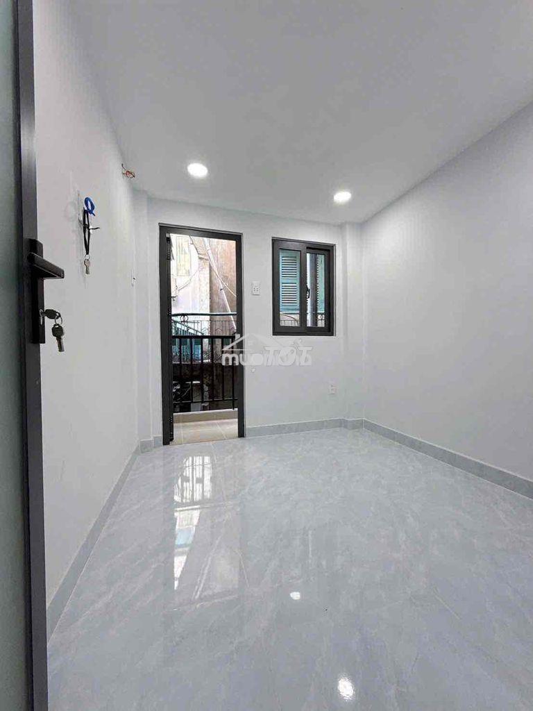 Nhà quận 5 hẻm ba gác 3 tầng gần mặt tiền, 2.5m x 7m, giá 3.1 tỷ - Ảnh 2