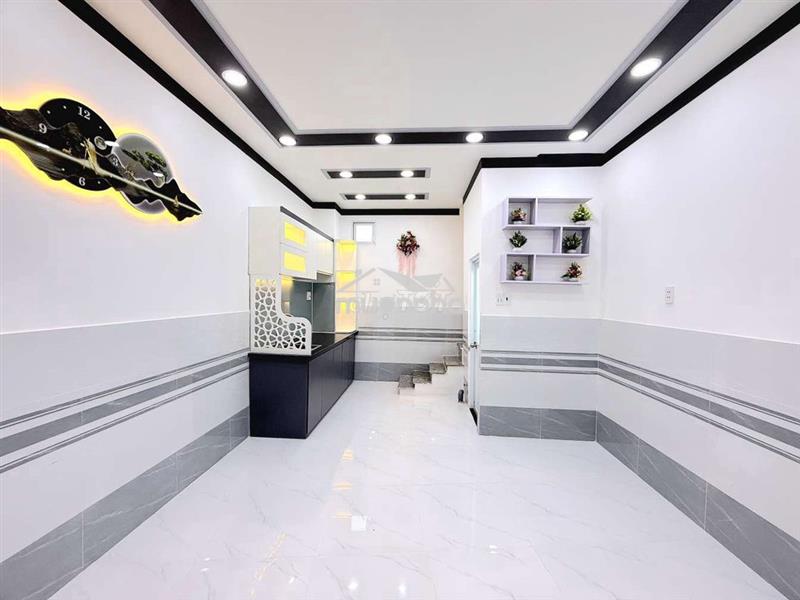 Nhà 3.7x5m 1 lầu hẻm 3m huỳnh tấn phát 790tr