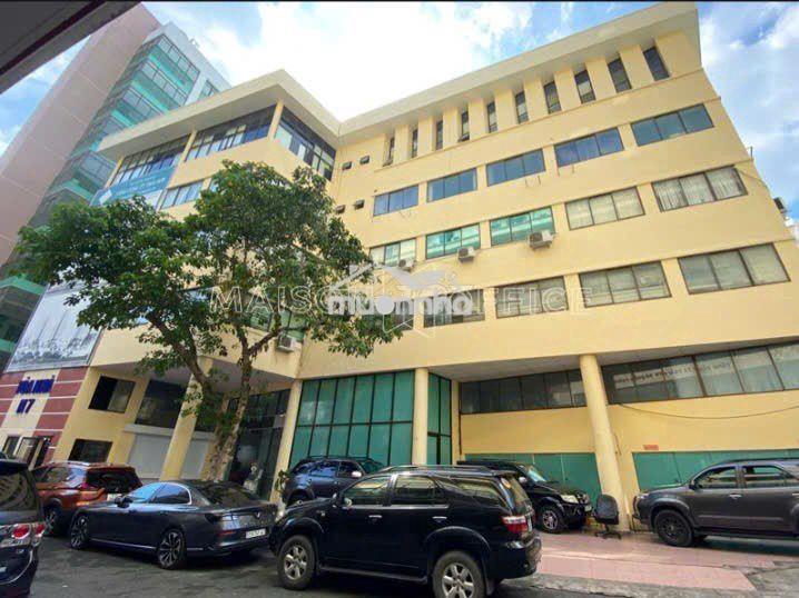 Văn phòng q10 giá 25 triệu(94m2) tòa nhà ngay vincom 3/2