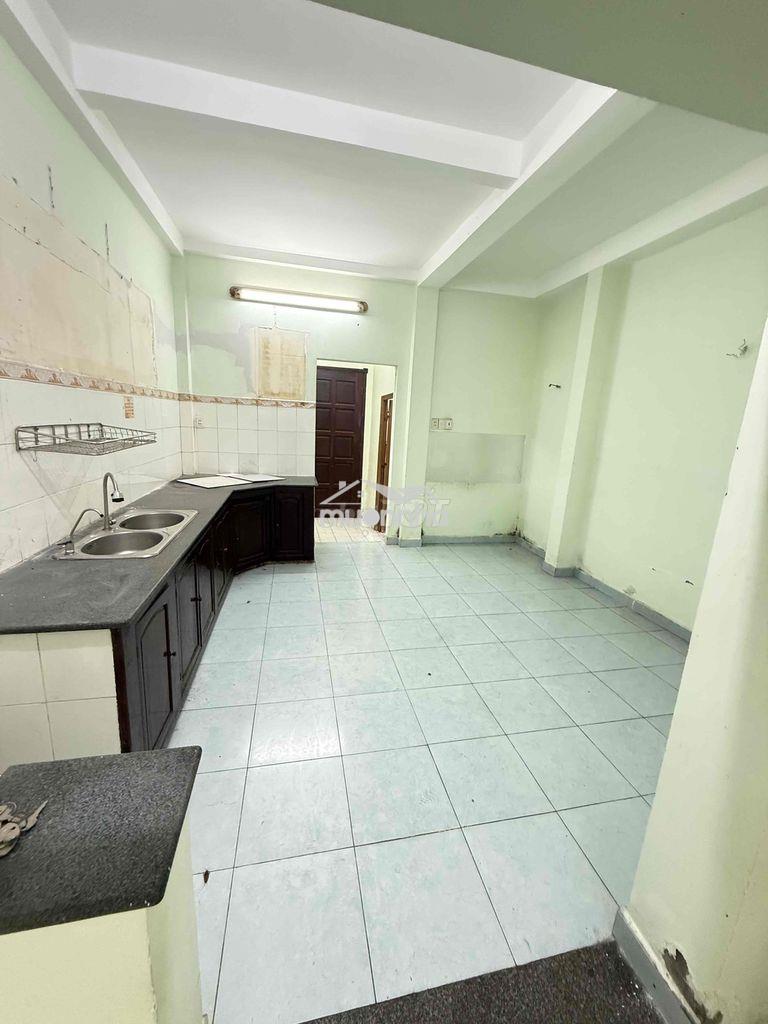 2 căn nhà mt bạch mã - cửu long quận 10  ( dt: 4,5x26 ) - Ảnh 4