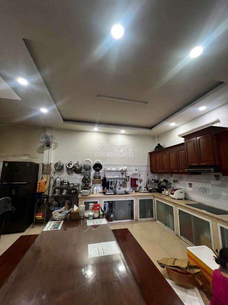Cần cho thuê nhà khu an sương .dt 7x15 .1 trệt 1lửng 2 lầu 3pn 3ws - 4