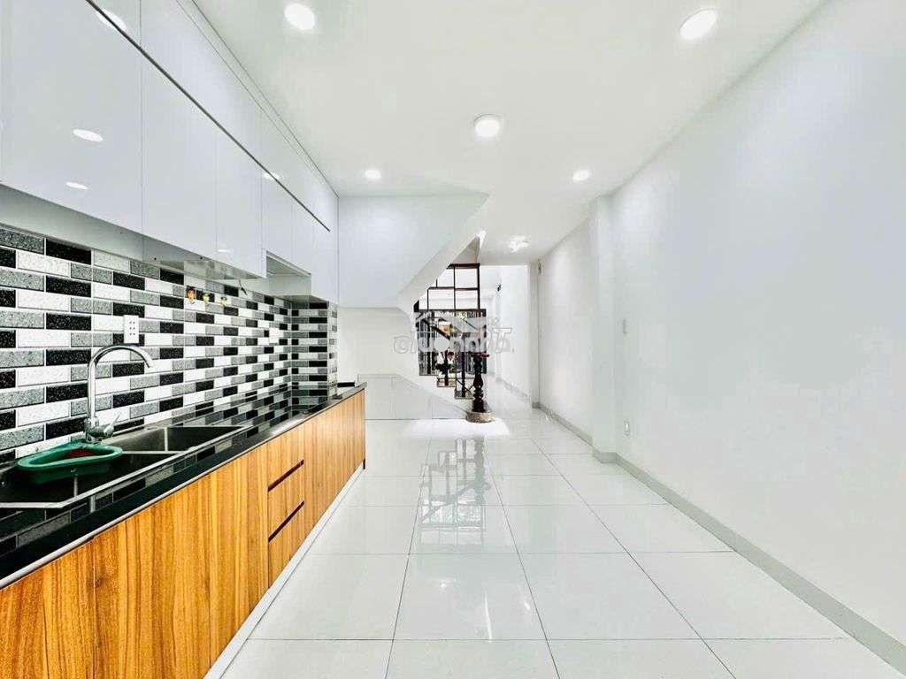 Cho thuê nhà mới đẹp gần chợ căn cứ 26 hẻm 214 ng oanh p17 gv 3phòng - Ảnh 3
