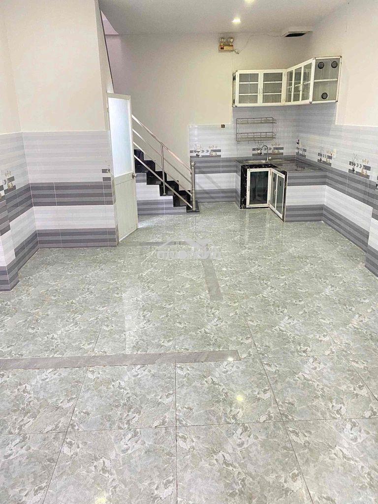 🏠Cho thuê nhà mới như hình. hẽm xe hơi 🚘🚘khu c phạm hùng   👉 gần satra