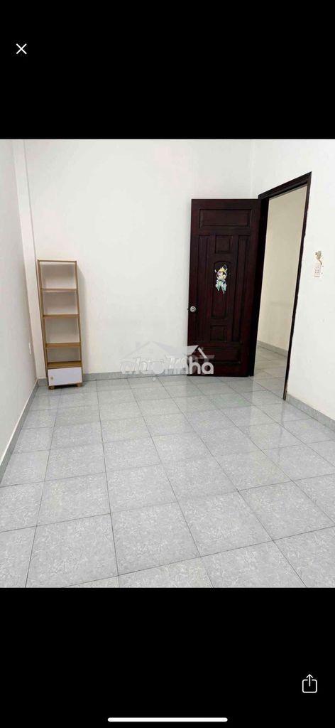 Cần cho thuê nhà pđht song hành .dt 4x20 1 trệt 1lầu 3pn 3ws giá9triệu - 4