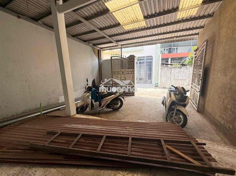 Cho thuê nhà nguyên căn 260m2 giáo xứ ngọc đồng p. hố nai
